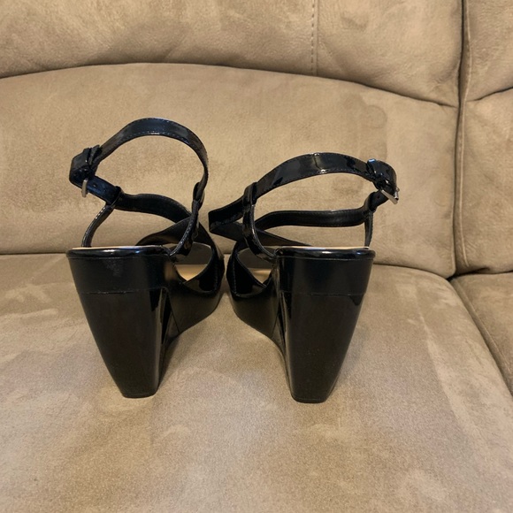 Nine West Wedges - Picture 5 of 6